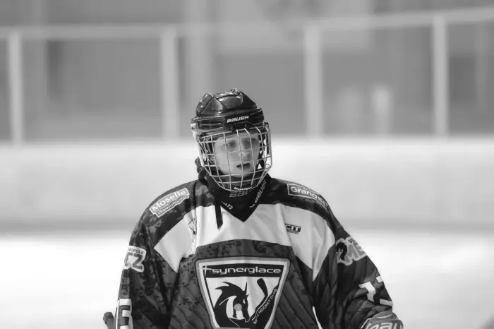 serie corps armé par vivien zenner, photographe professionnelle