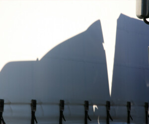 bâche blanche, camion pris en photo par Viviane Zenner